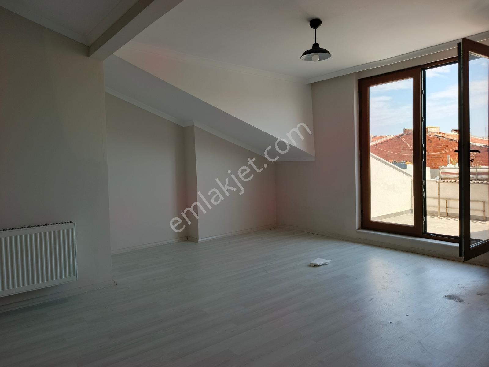 Merkezi Konum Çarşı İçi Kiralık Dublex Daire - Görsel 14