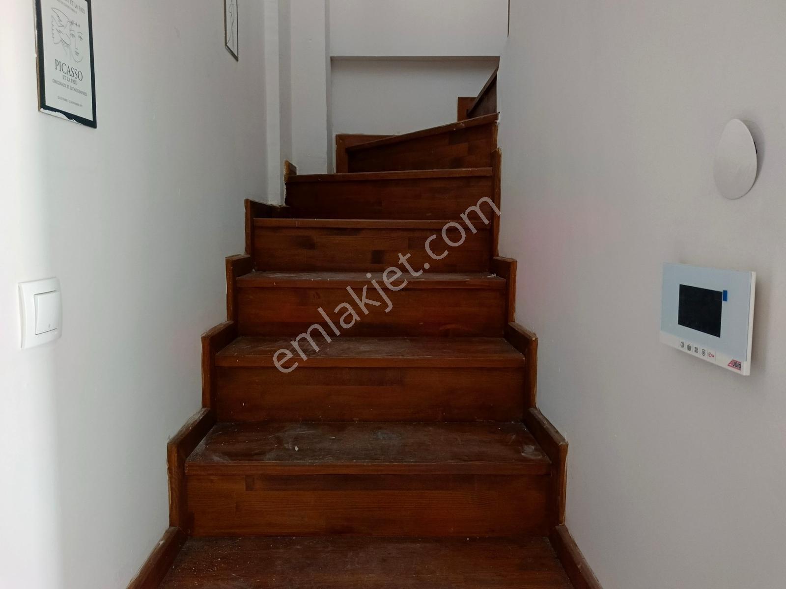 Merkezi Konum Çarşı İçi Kiralık Dublex Daire - Görsel 6
