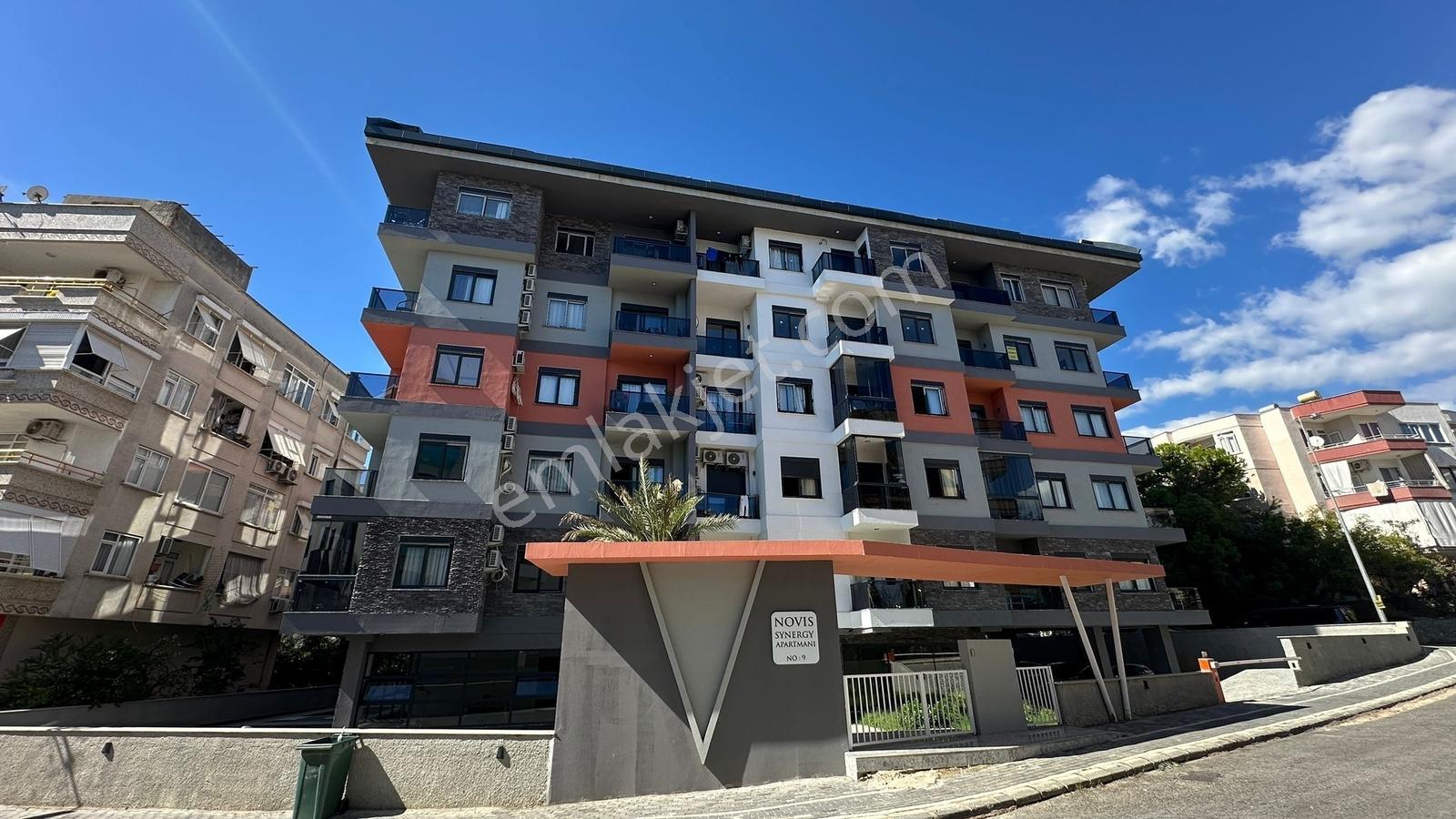 Alanya Merkez Satılık 1+1 Daire - Görsel 2