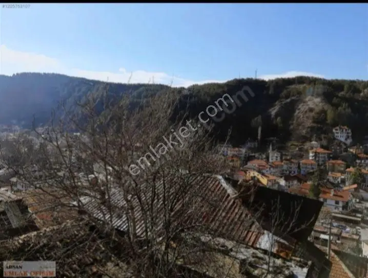 2 Tapulu. Çok Uygun Satılık Bitişik Bina 455 M2 Arsa İçinde - Görsel 2