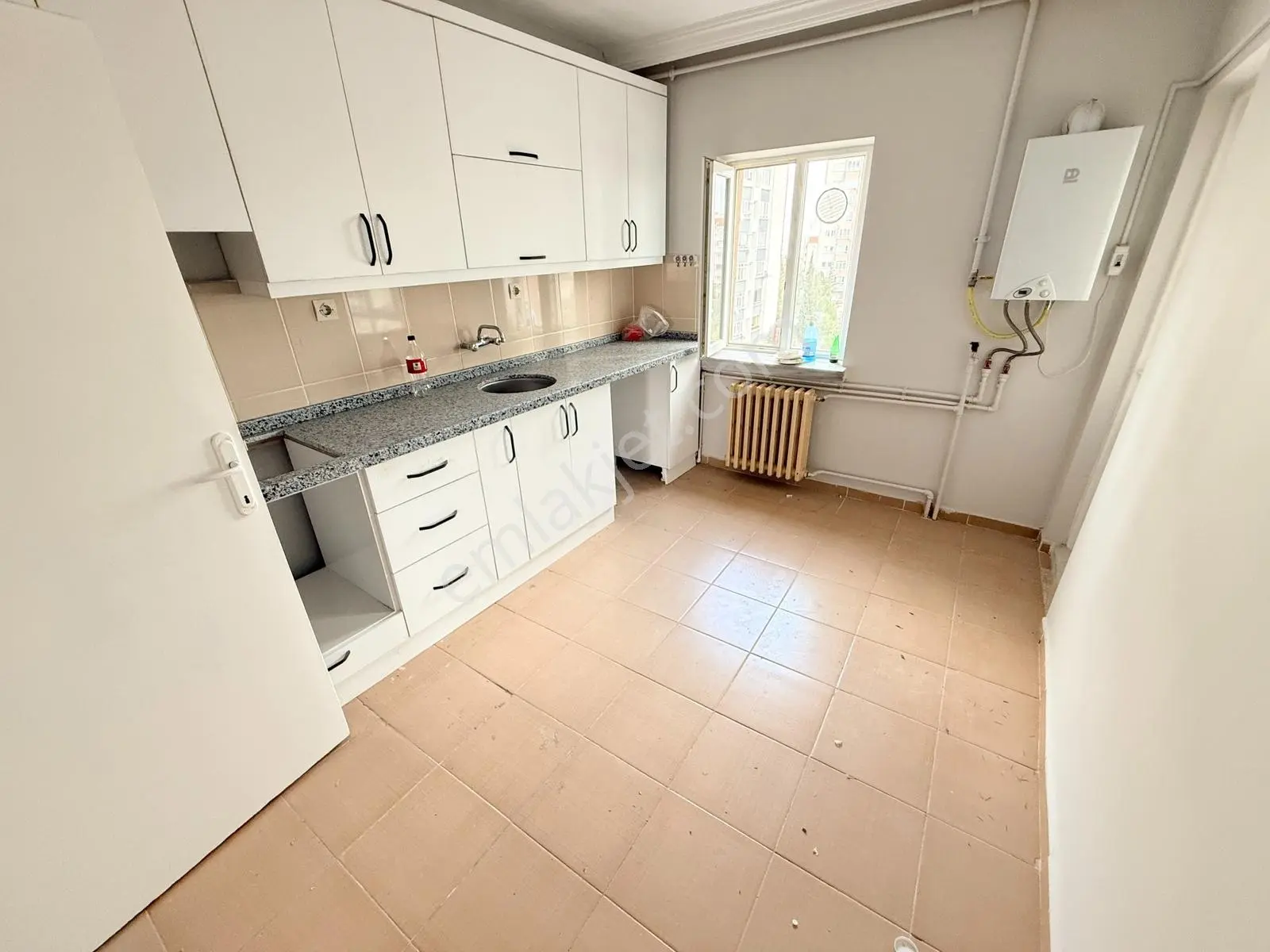 Özbey Emlak Sultandere Mh Manzaralı Site İçi Kiralık 3+1 Daire - Görsel 3