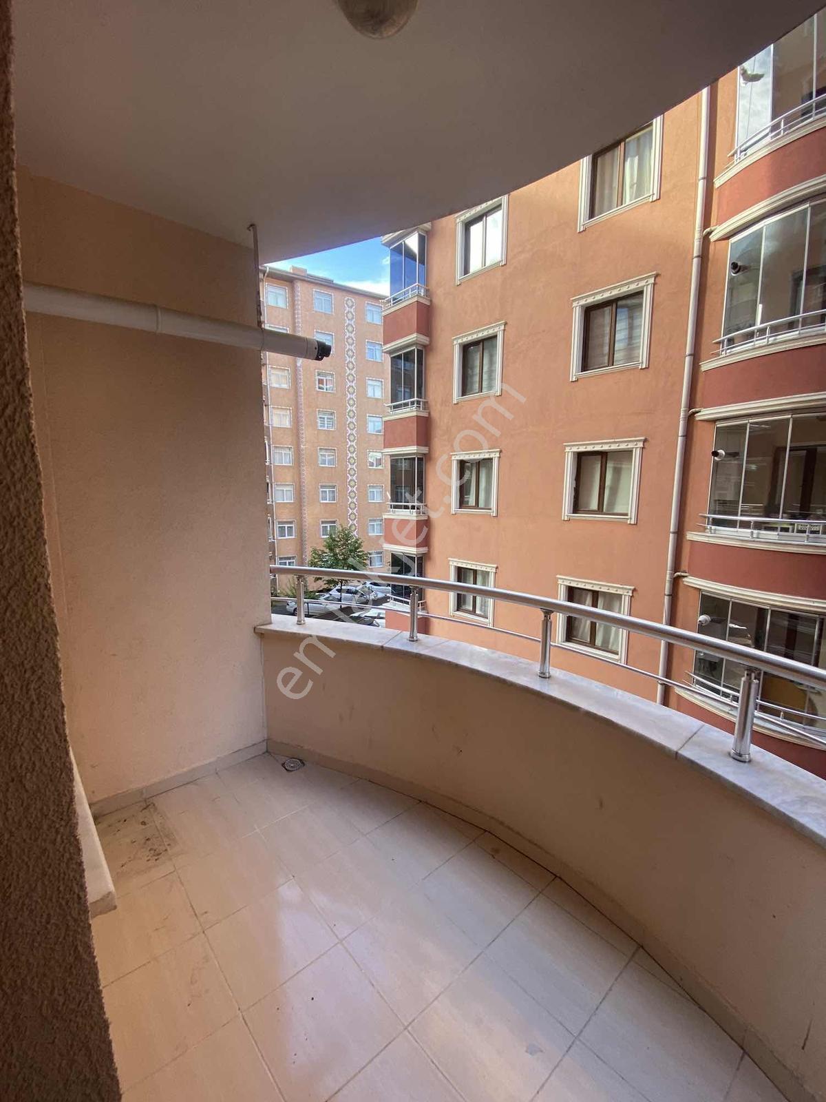 2y Duman Emlak'tan Harika Konumda 3+1 Geniş Kiralık Daire - Görsel 31