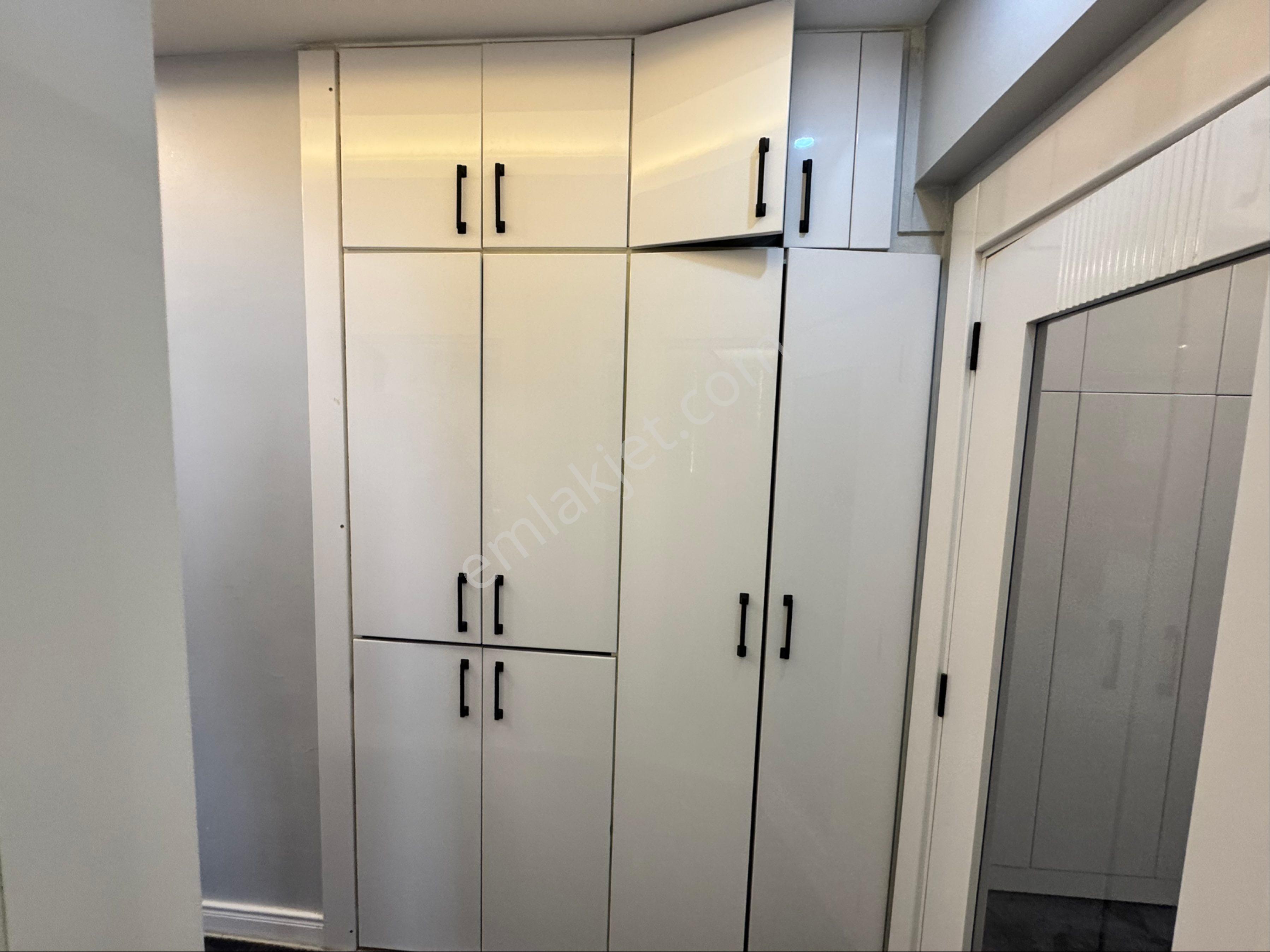 İbrahimli Batıkent Mahallesinde Merkezi Konumda Ultra Lüks Dizay Edilmiş Kiralık 3+1 Daire - Görsel 34