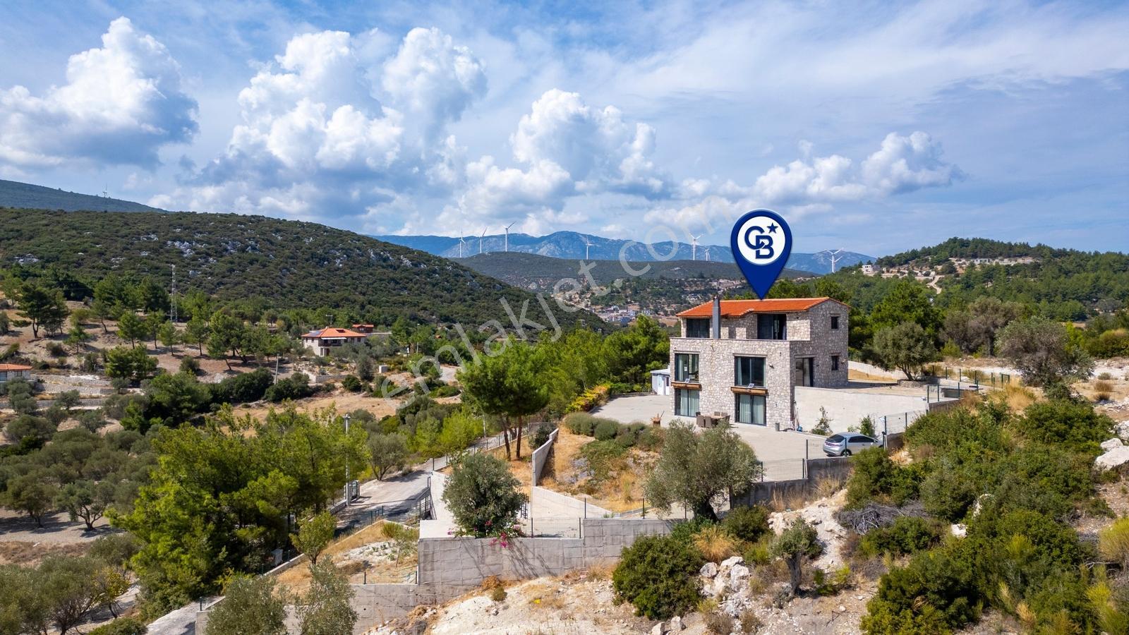 Karaburun Mordoğan'da Panaromik Deniz Manzaralı Taş Villa - Görsel 34