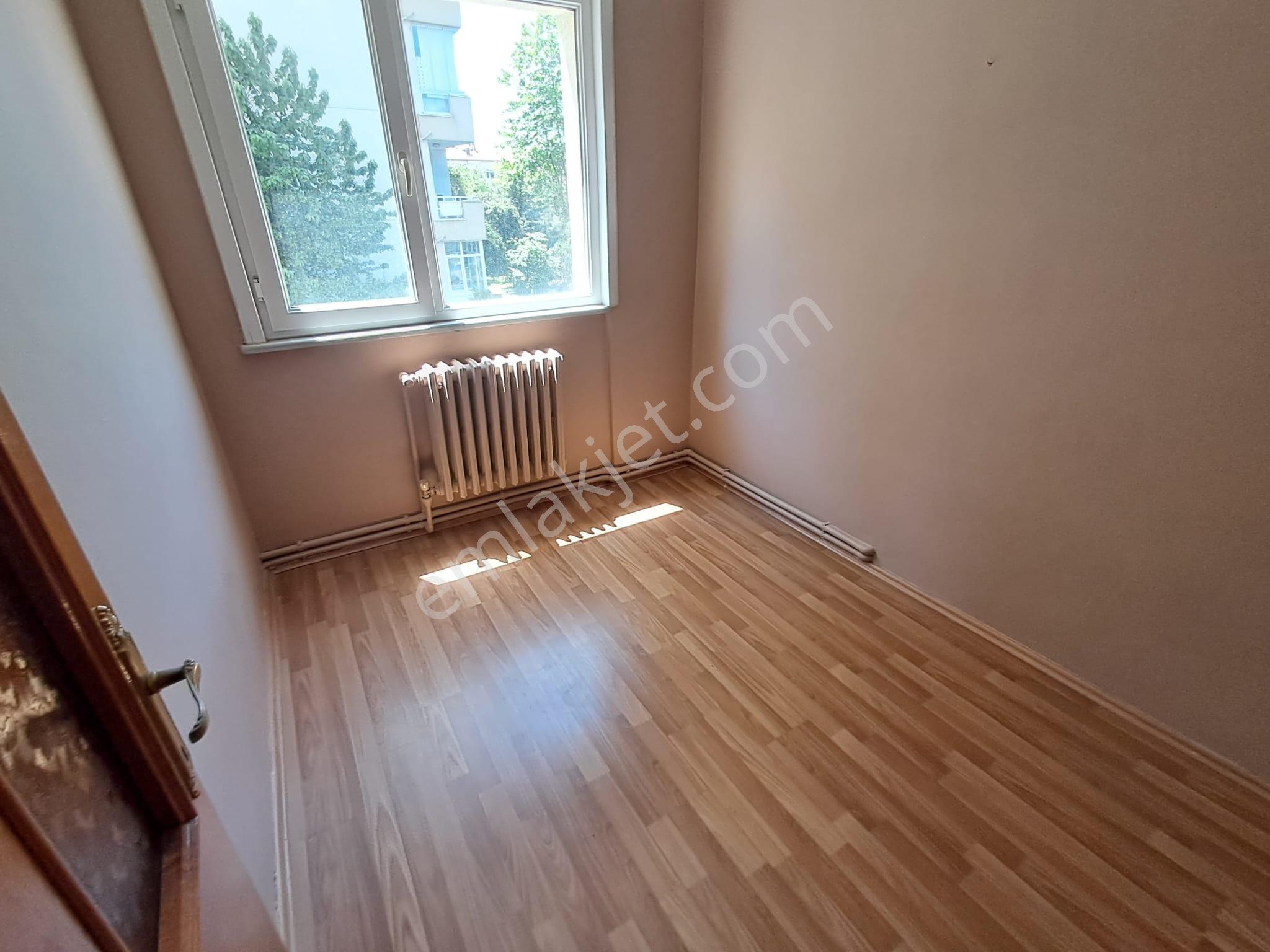 Oryaştan Ataşehir İçerenköy Özen Sitesinde 115m2 3+1 Daire - Görsel 9