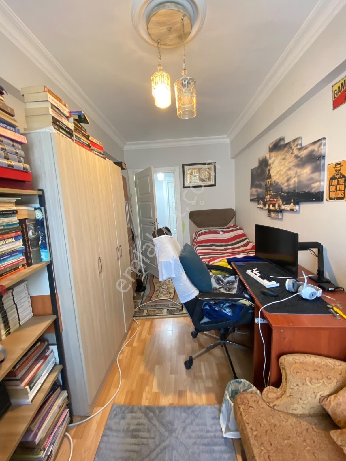 Muhittin Mahallesi'nde Site İçerisinde Asansörlü 140 M²,3+1 - Görsel 14
