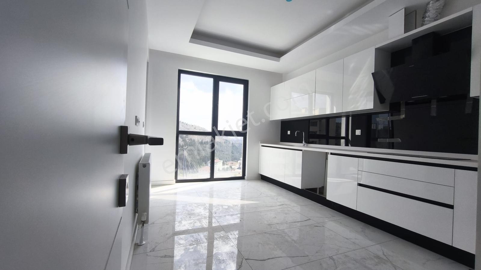 Beker Elegant'ta Site İçi 3+1,geniş Peyzajlı Muhteşem Daire - Görsel 5