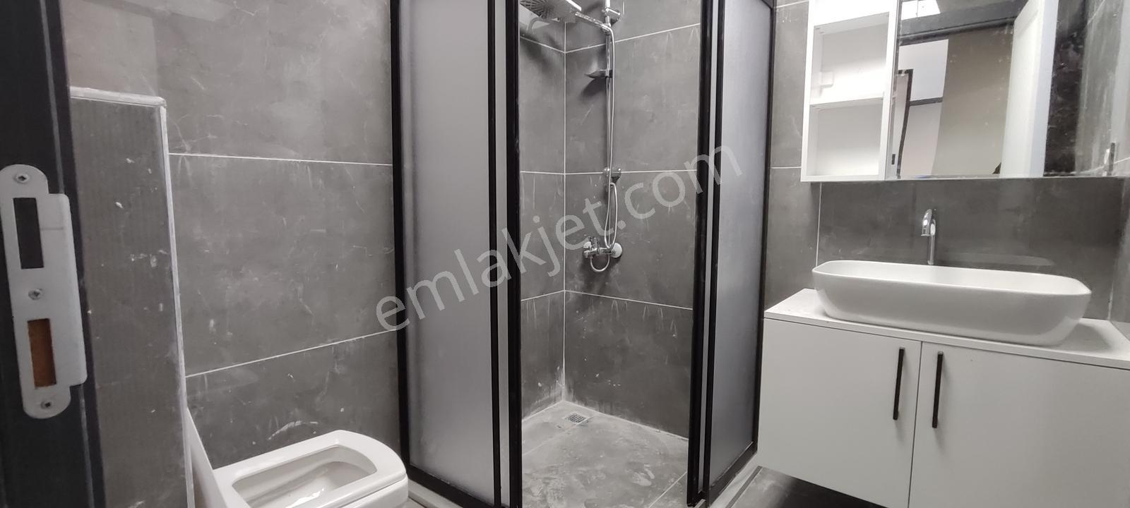 Çerkezköy Lemar Mevkiinde Tepe Çıkış Yolunda Kiralık Daire - Görsel 27