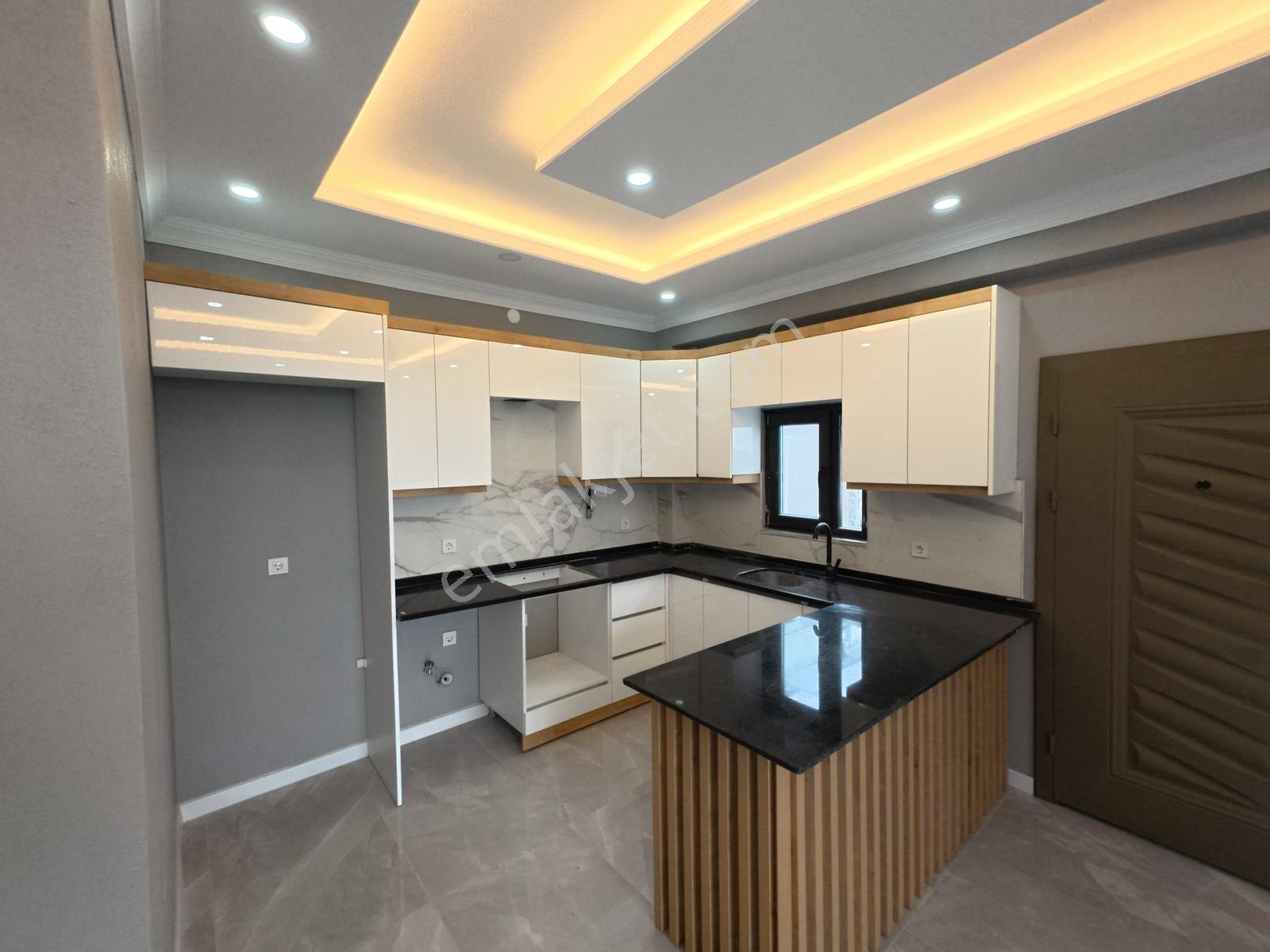 Kocaali Sahilde Geniş Bahçeli, Havuzlu Sus Şelali 4+1 Villa - Görsel 25