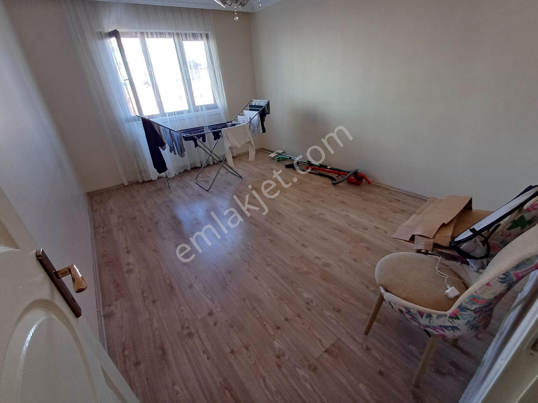 Satılık*osmangazi Mah*merkez De*genç Bina*çok Geniş*3+1*daire* - Görsel 15