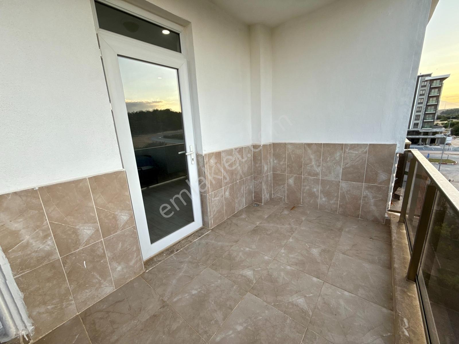 Şehir Hastanesi Yanında Havuzlu Site İçinde 2+1 Manzaralı Daire - Görsel 17