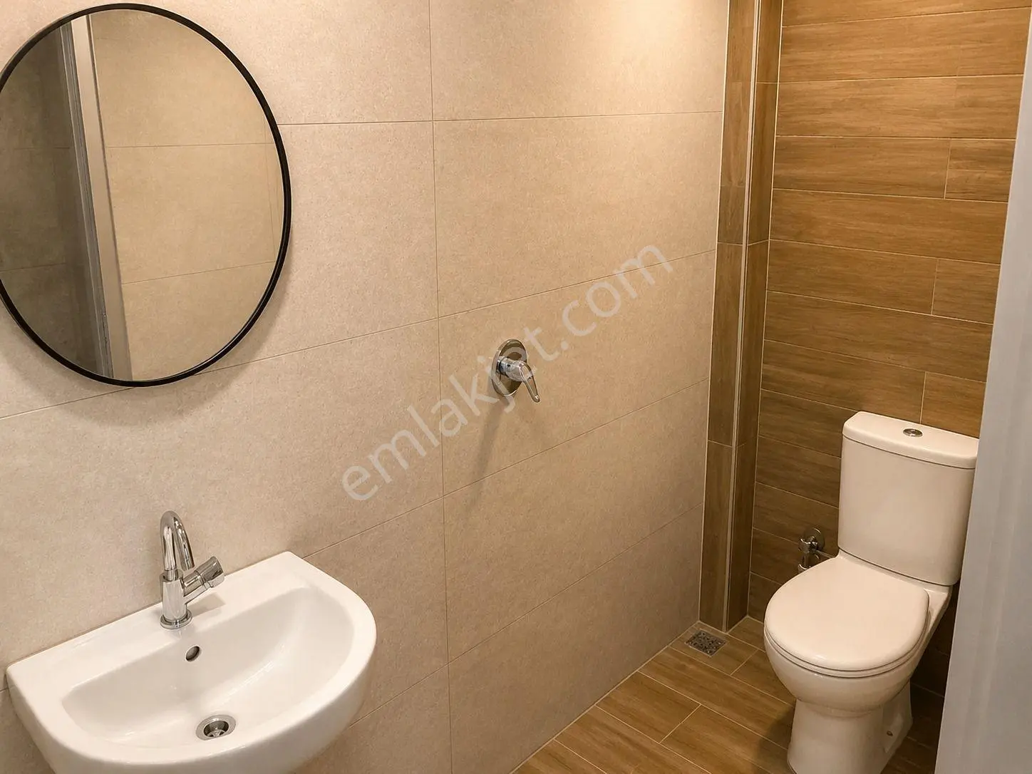 Ankara'nın Merkezinde 2 Kişilik Jakuzide Keyif Fırsatı | Ankara Günlük Kiralık Daire - Görsel 4