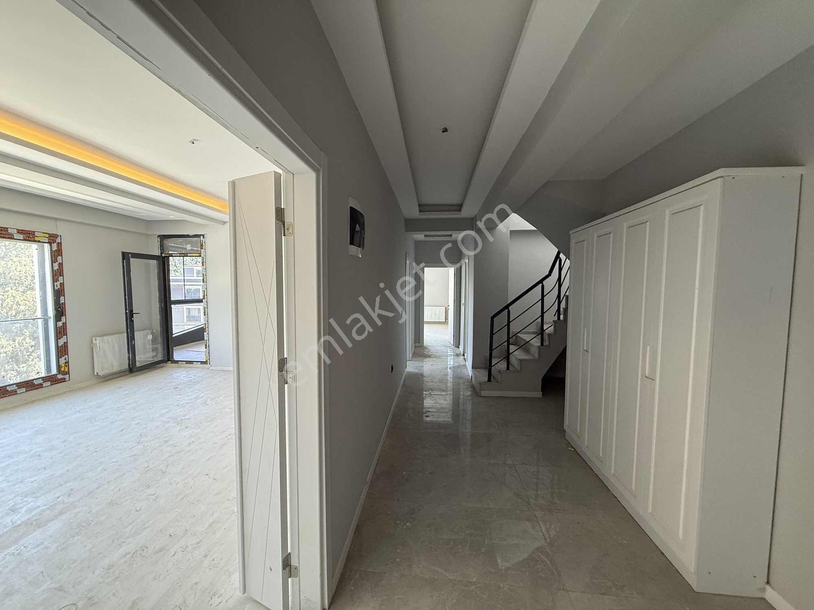 Alpkent Mah. 155m² 3+1 Sıfır Arakat Güvenlikli Lüx Havuzlu Site - Görsel 18