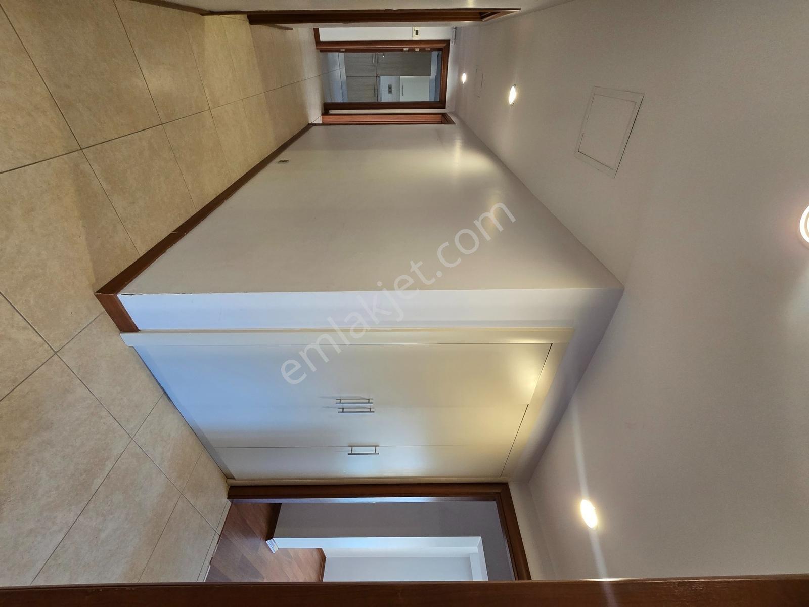 Kentplus -3350 Ada-kapalı Balkonlu- Ebeveynli- Bakımlı 3+1/145m2 - Görsel 31