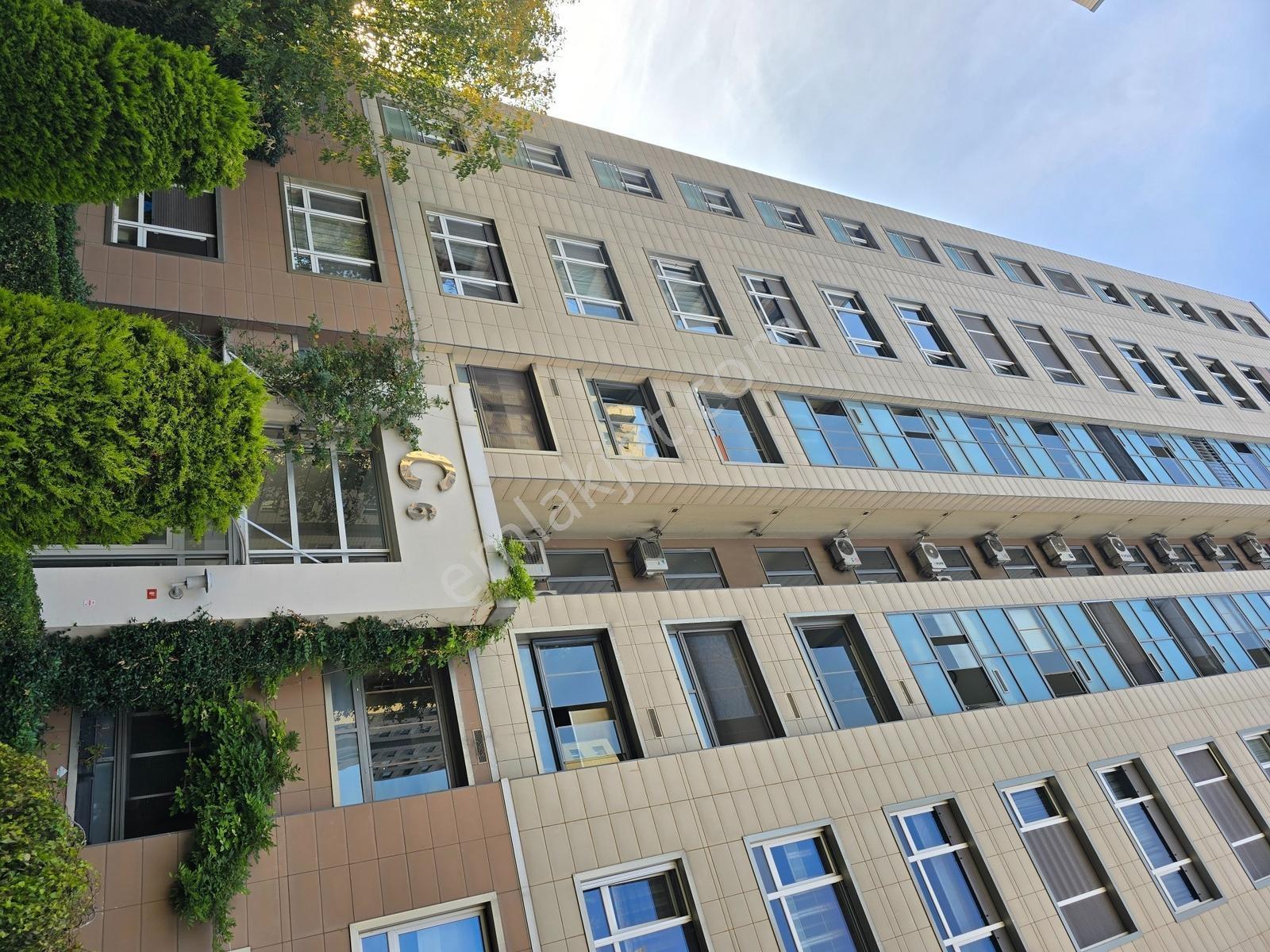 Kentplus -3350 Ada-kapalı Balkonlu- Ebeveynli- Bakımlı 3+1/145m2 - Görsel 26
