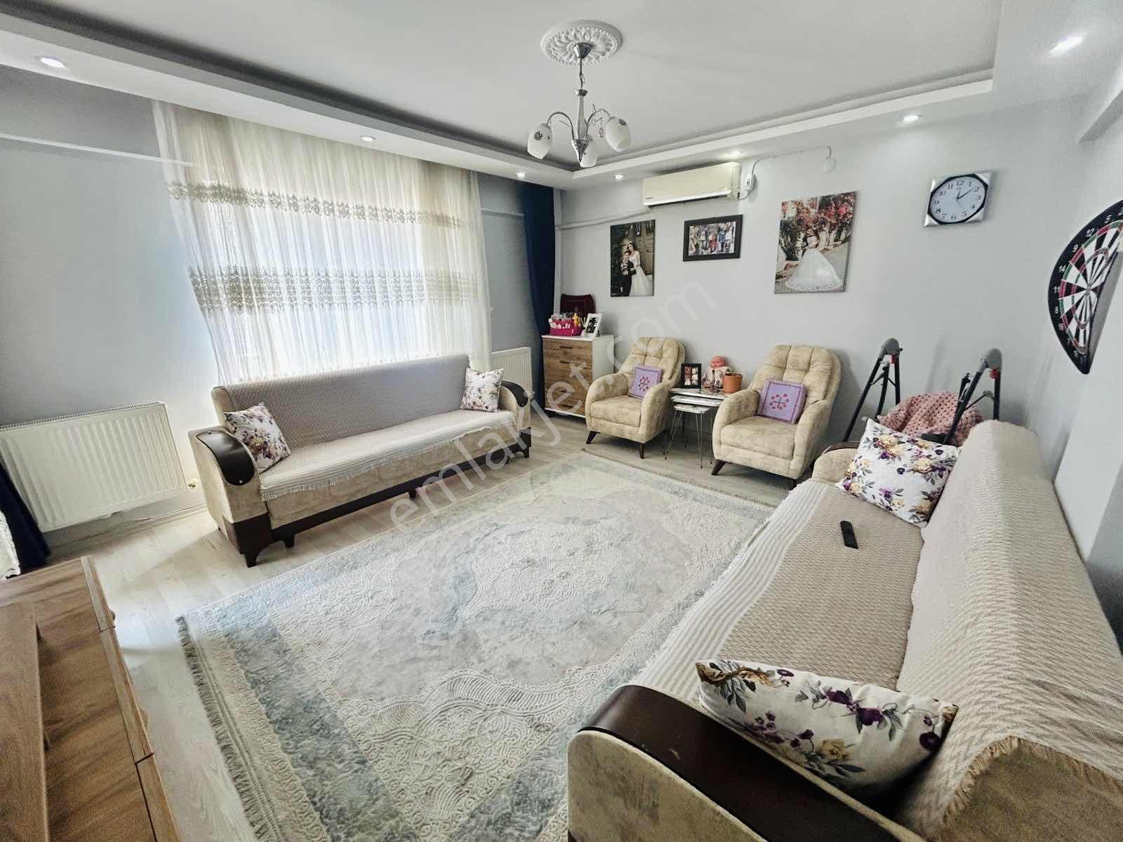 Asil Emlak'tan Muradiye Mah'sinde 2+1 Kapalı Mutfak Ara Kat - Görsel 14