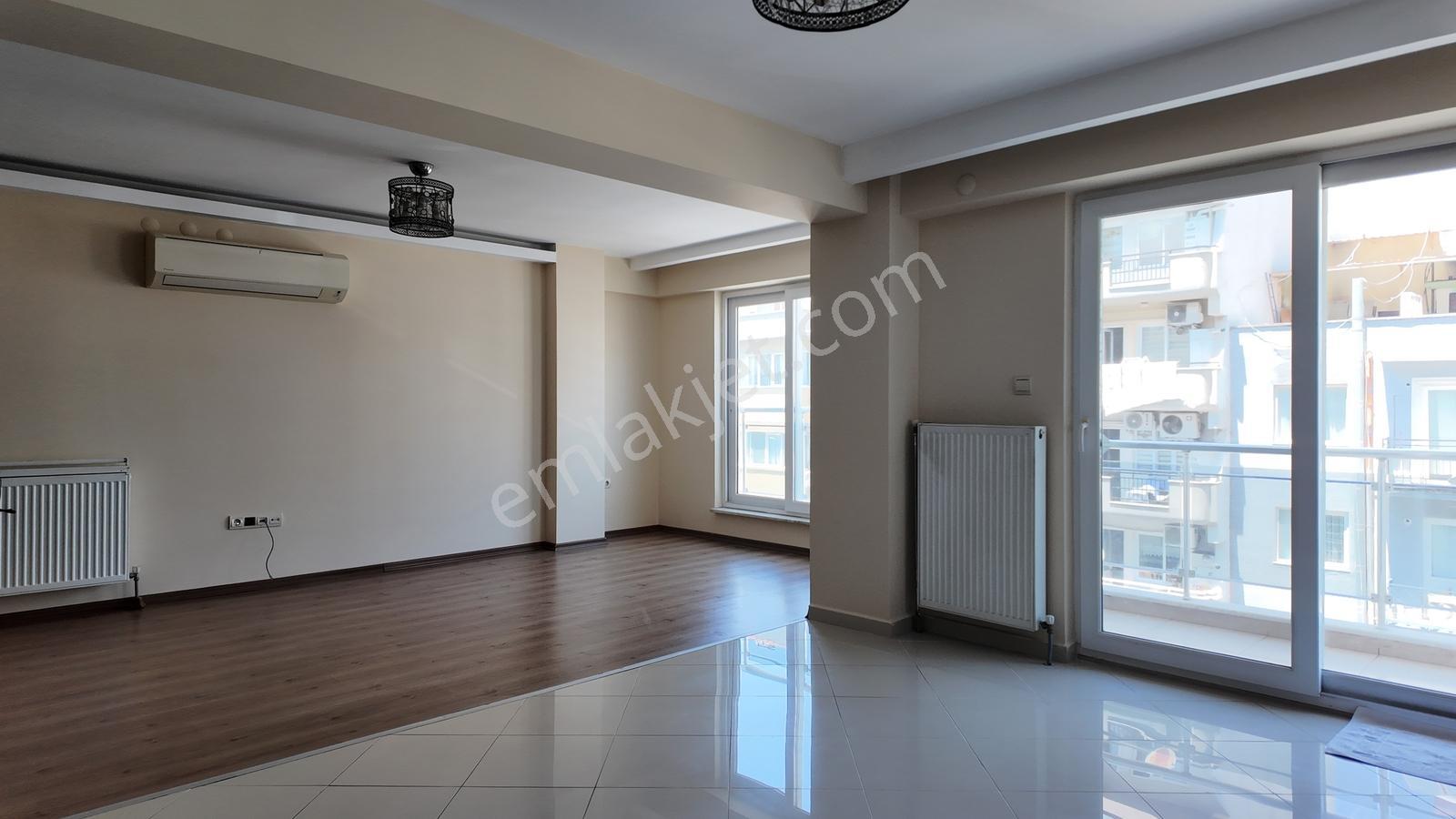 Aydın Efeler Hasan Efendi Mah. Kiralık 4+1 Ara Kat Daire - Görsel 4