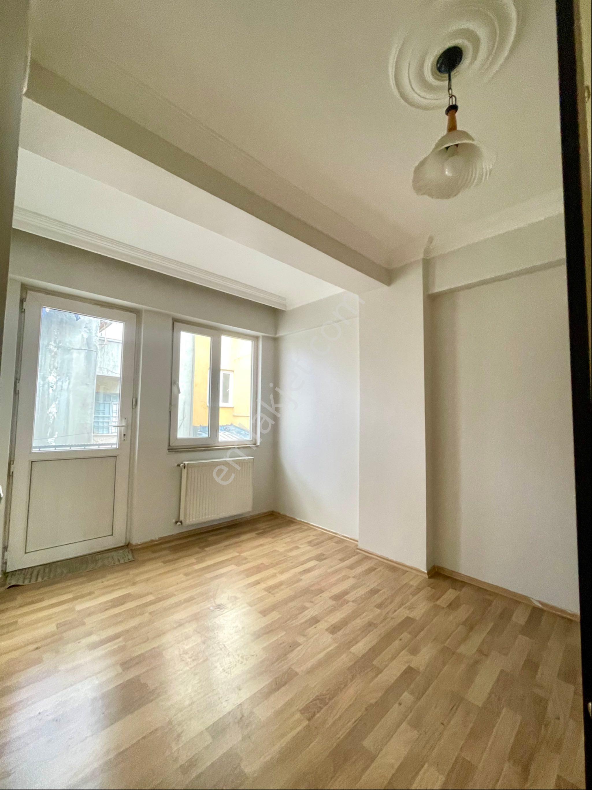 Çınar 15 Mayısda 3+1 Kiralık Daire 115 M2 - Görsel 10