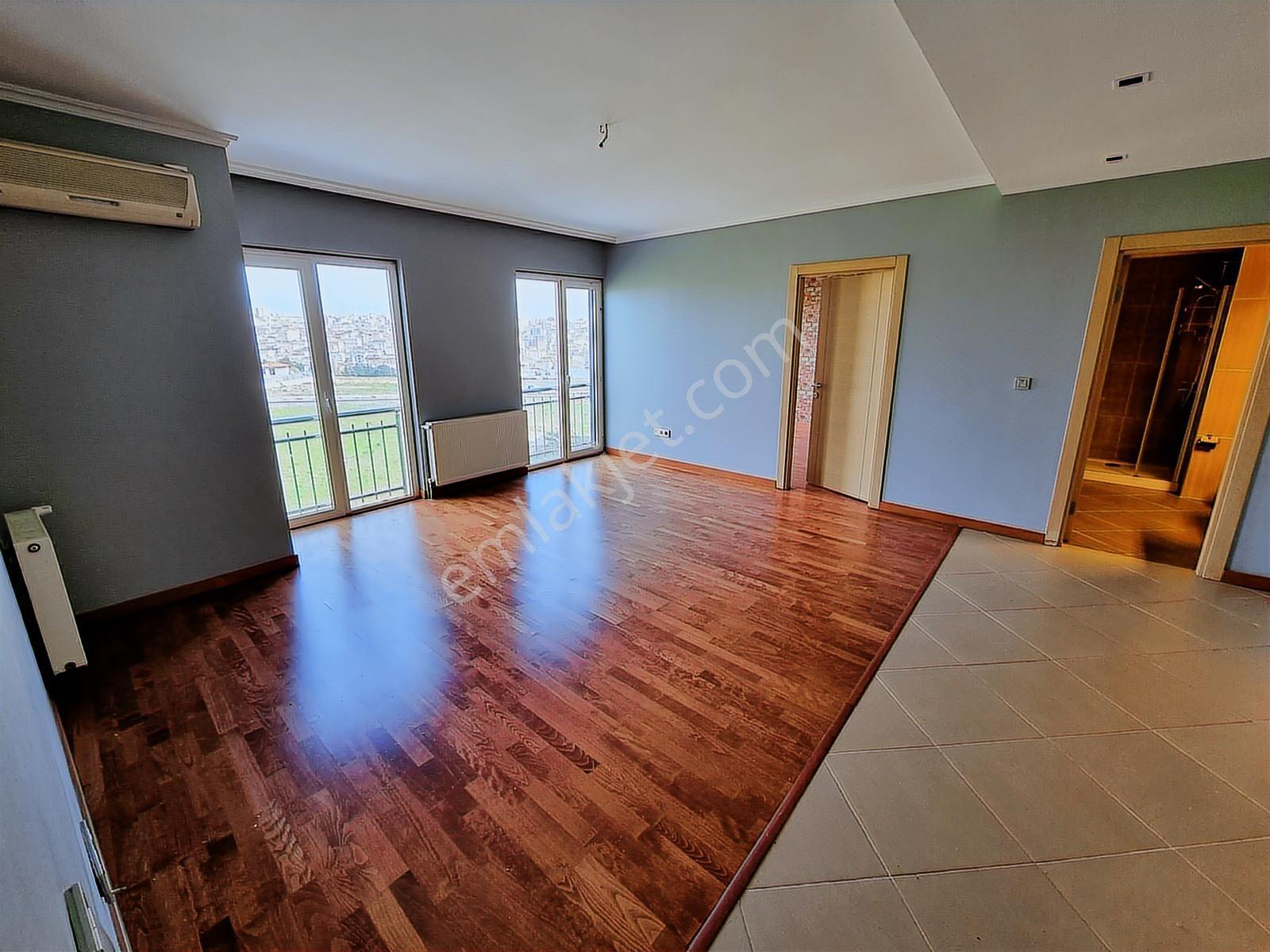 Halkalı Divan Residence Bakımlı Arakat Kiralık 2+1 Daire