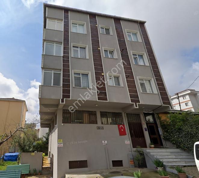 Ümraniye Necip Fazıl Mahallesi'nde Full Eşyalı Balkonlu 2+1