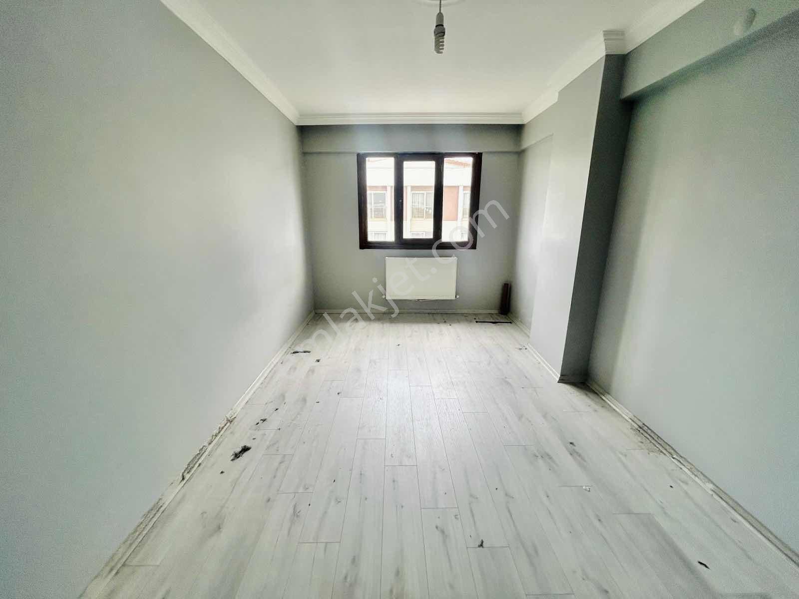 Asil Emlak'tan Muradiye'de Site İçinde 2+1 Kapalı Mutfak Daire - Görsel 15