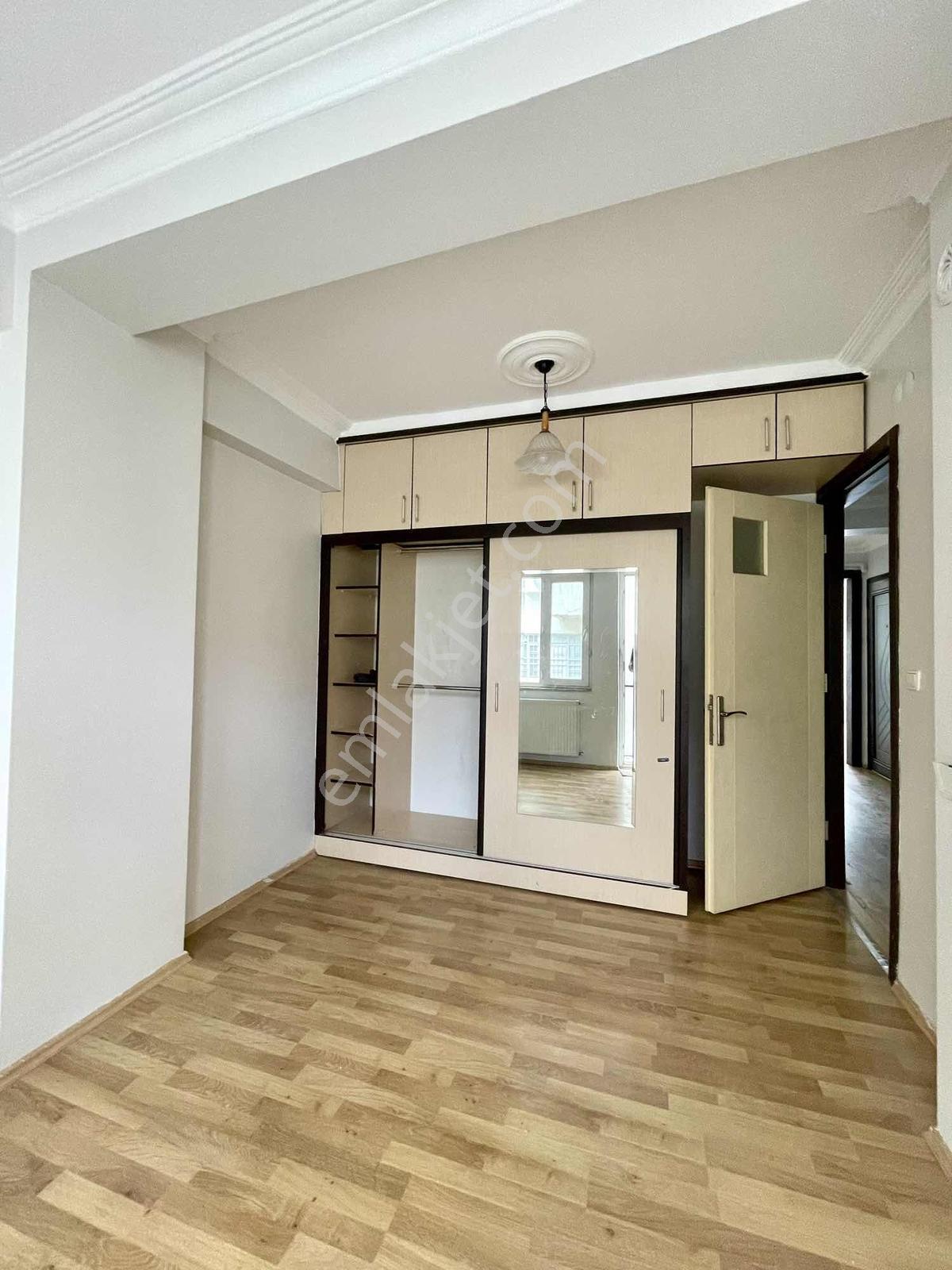 Çınar 15 Mayısta 3+1 Kiralık Daire 115 M2 - Görsel 15
