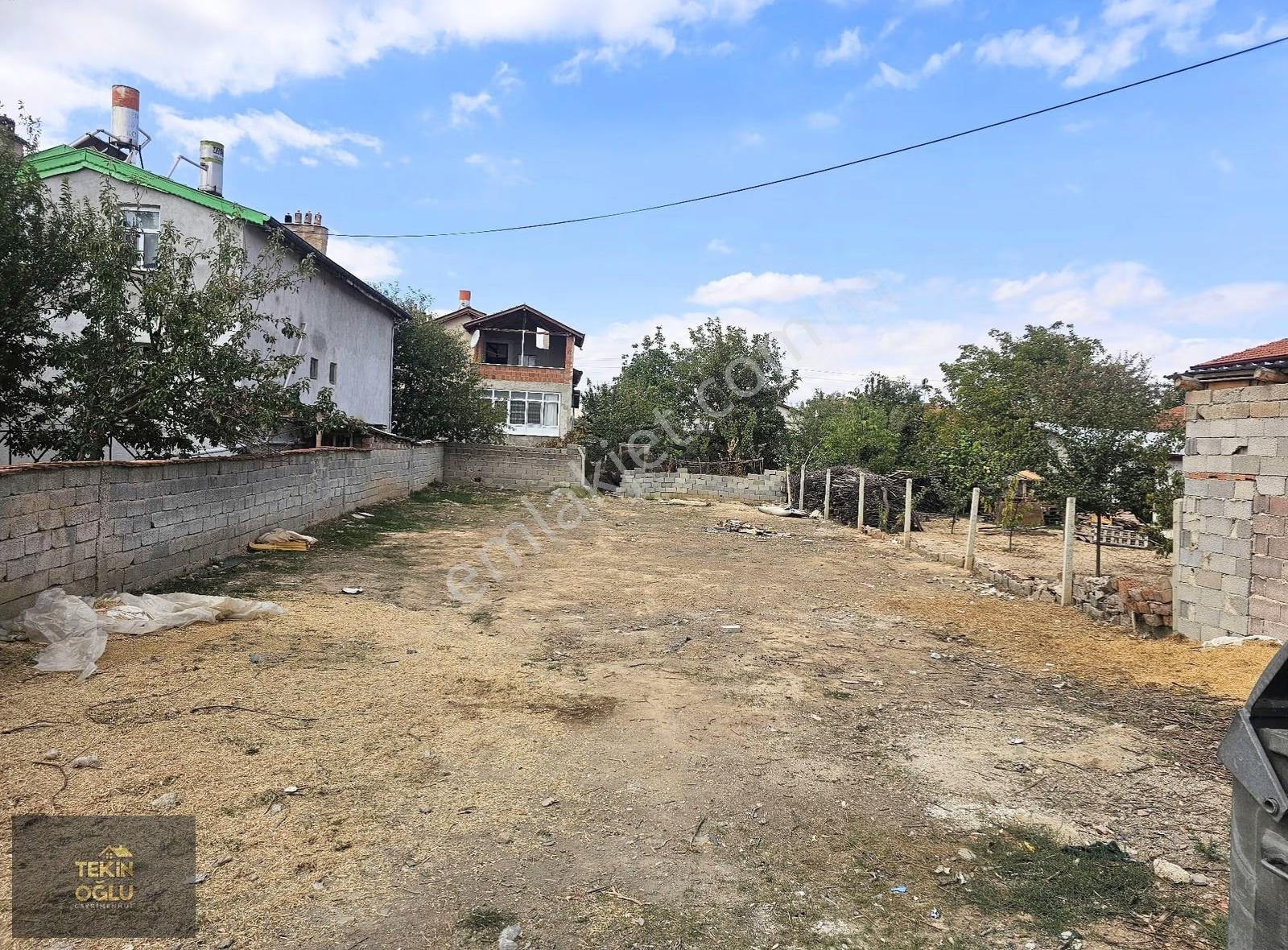 Meram Harmancık İpekyol Park Karşısı İmar Dibi 400 M² Tarla