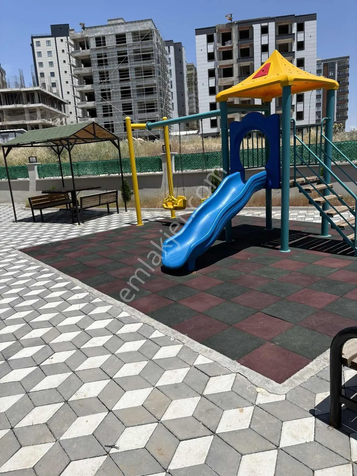 İlke Emlaktan Eşyalı Kiralık 2+0 Daire - Görsel 4