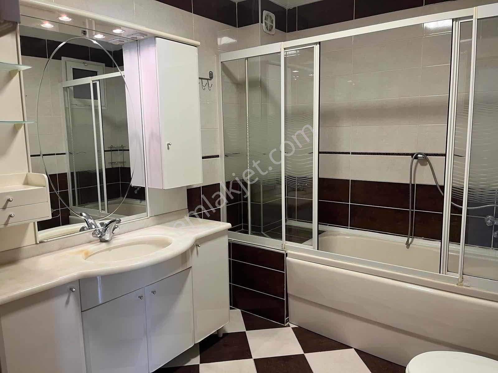 Çankaya Sancakda 185m2 4+1 Asansör Otoparklı Daire - Görsel 8