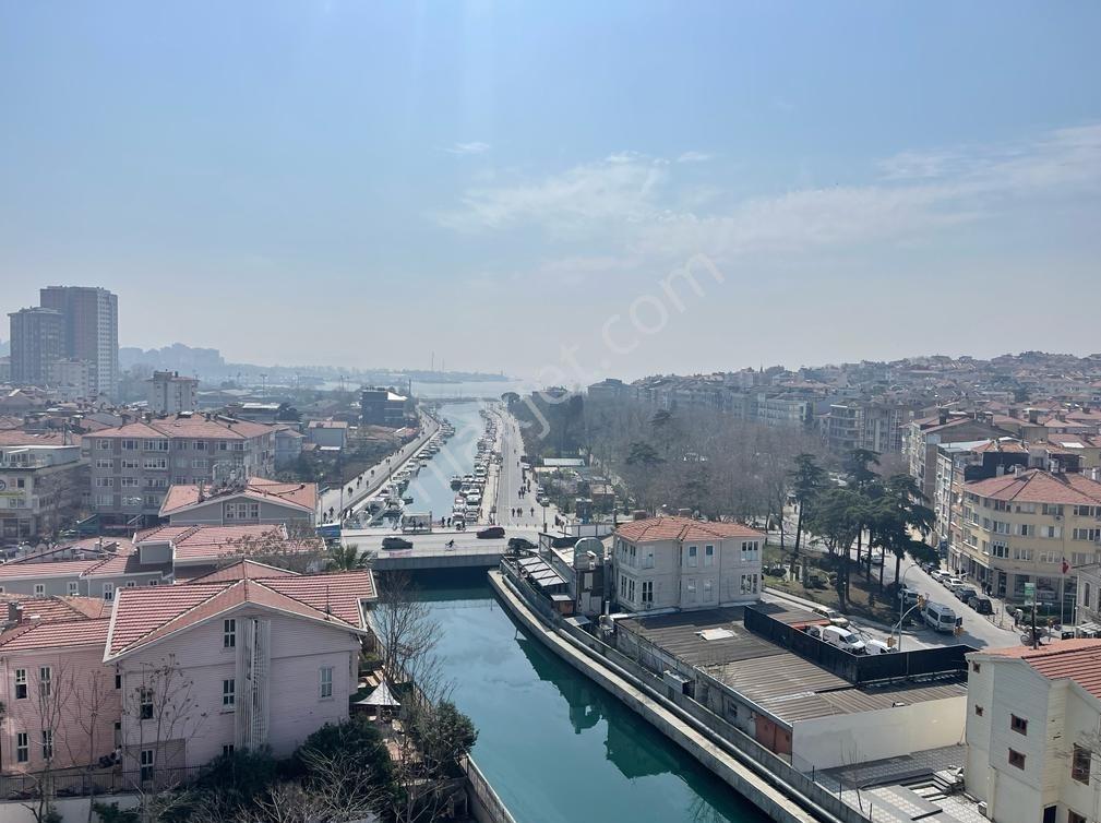 Kalamış Marina Manzaralı 2500m2 Arsa İçinde 160m2 3+1