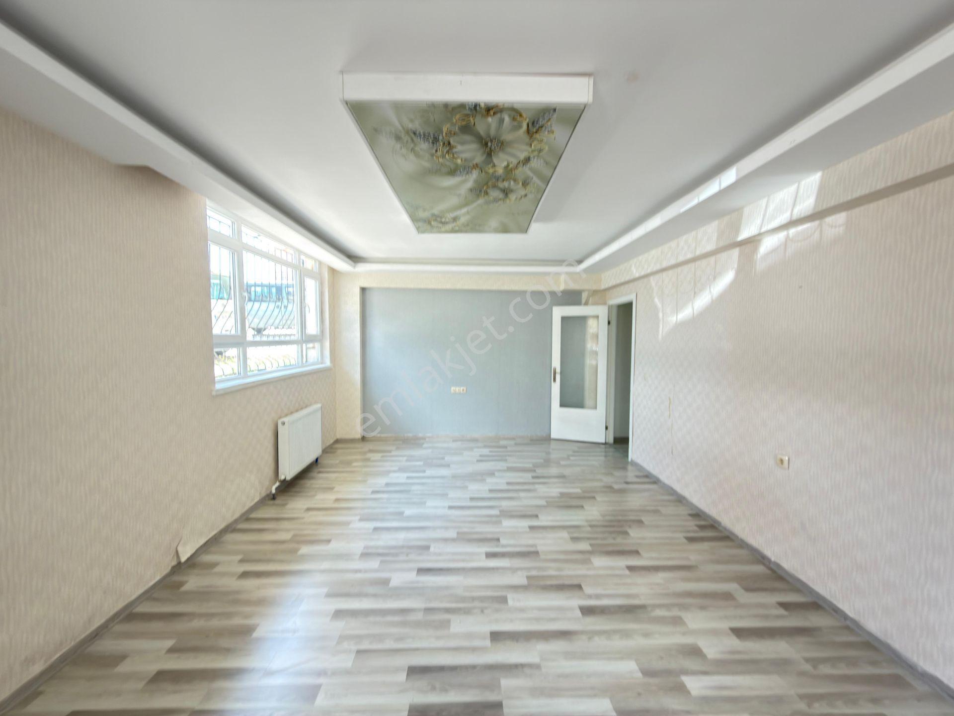 Keçiören De Ana Cadde Üzeri Kiralık 2+1 Daire - Görsel 3