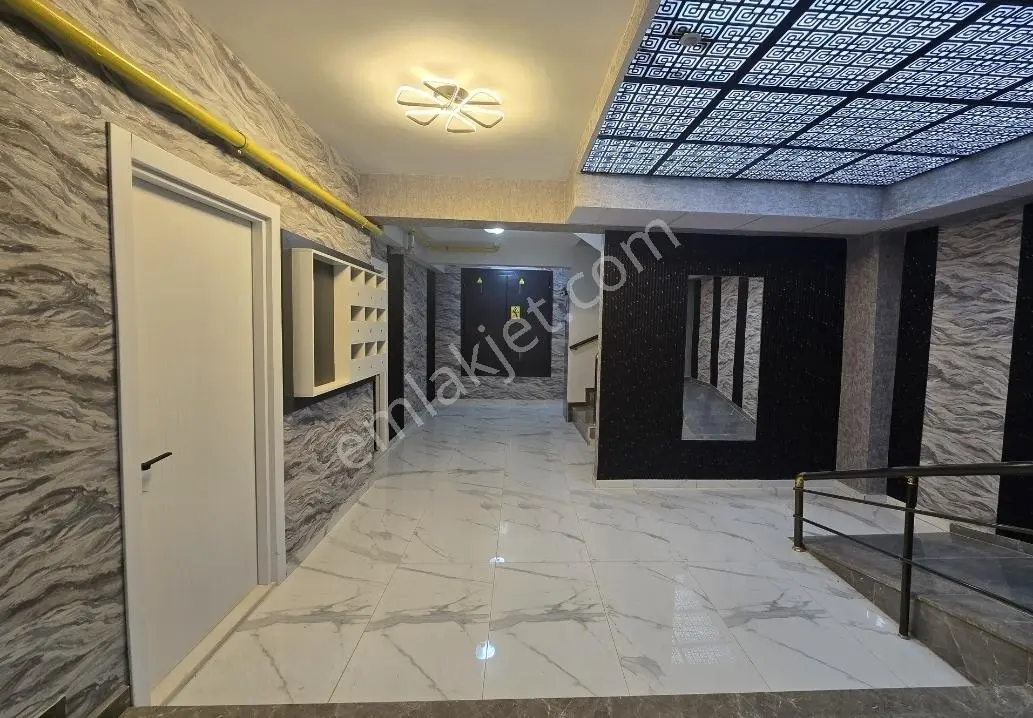 Rw Nestten Çamlıca Mh Asansörlü Kaçmaz Fırsat 1+1 Satılık Daire