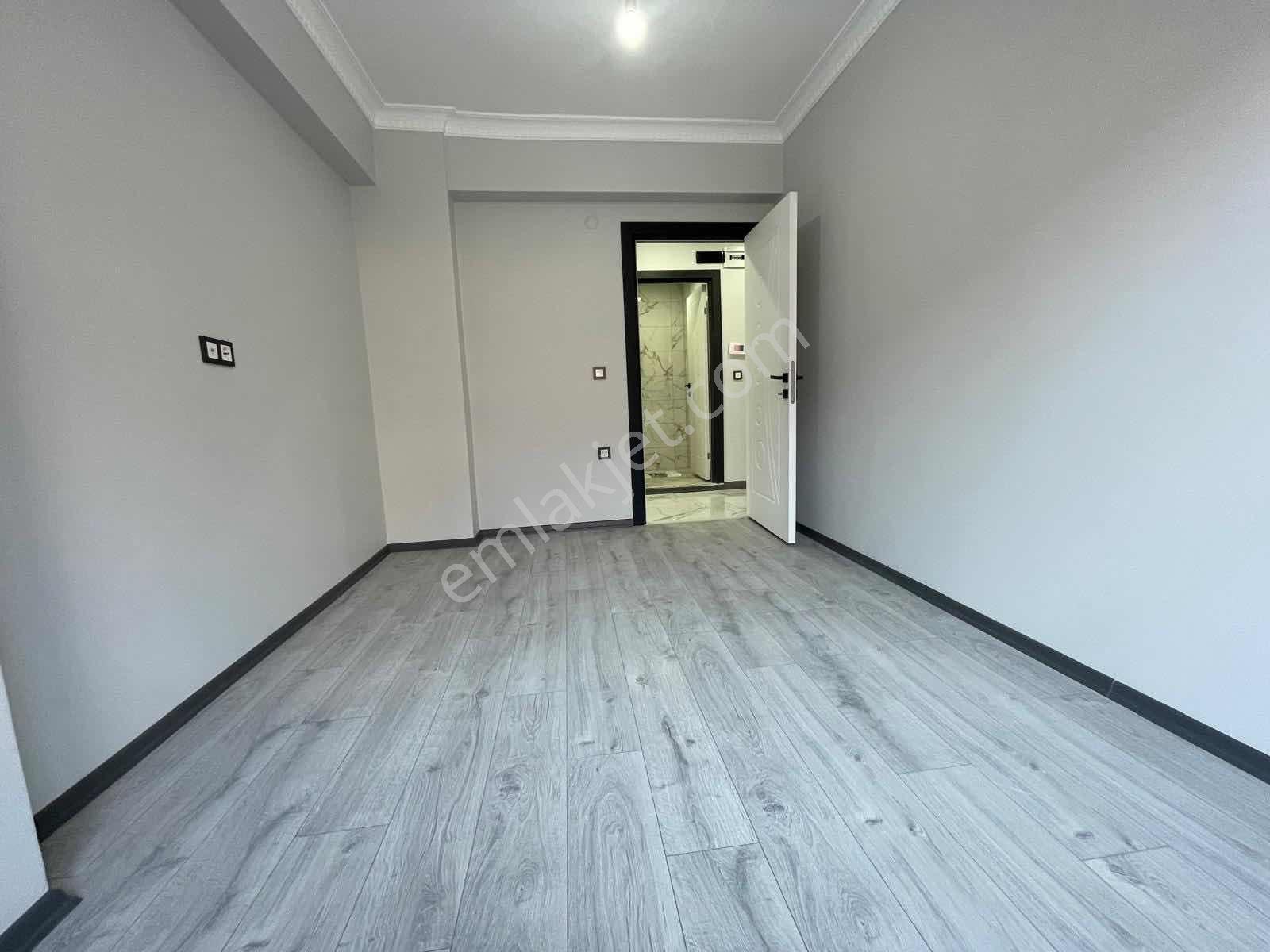 Kabal'dan Hastane Bölgesinde Modern 2+1 | Son Kat Çift Balkon - Görsel 13