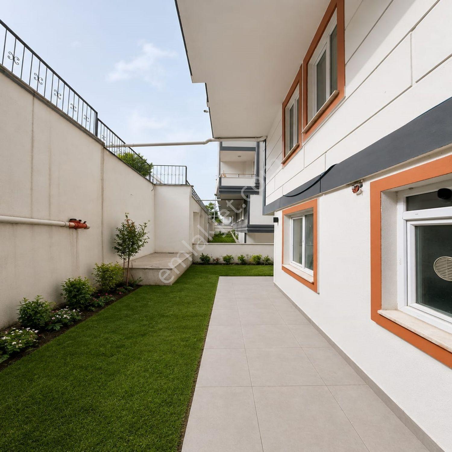 Beylikdüzü Yakuplu'da Villa Tipi Satılık 2+1 Daire - Görsel 19