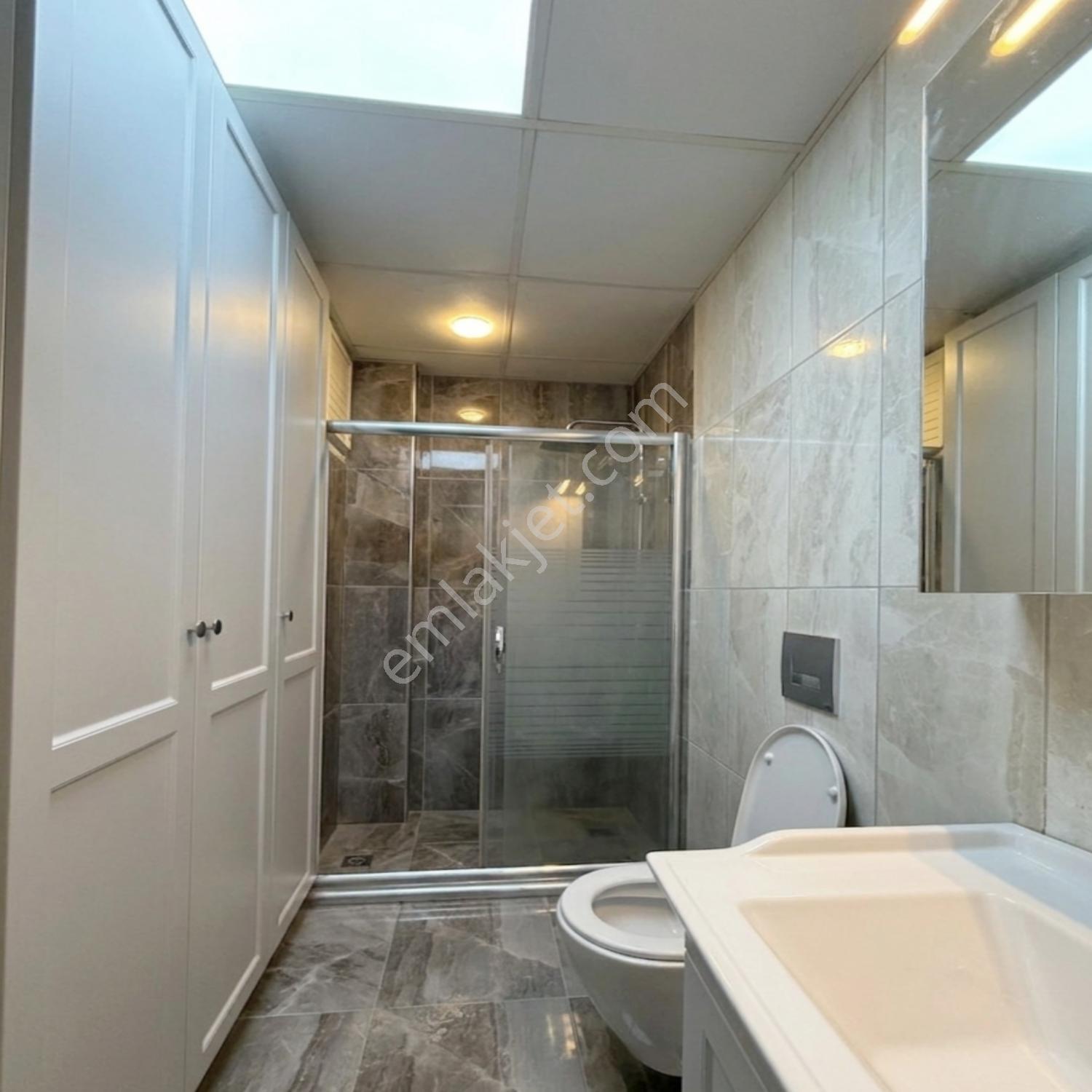 Beylikdüzü Kavaklı'da Merkezi Konum Ferah Satılık 2+1 Daire - Görsel 12