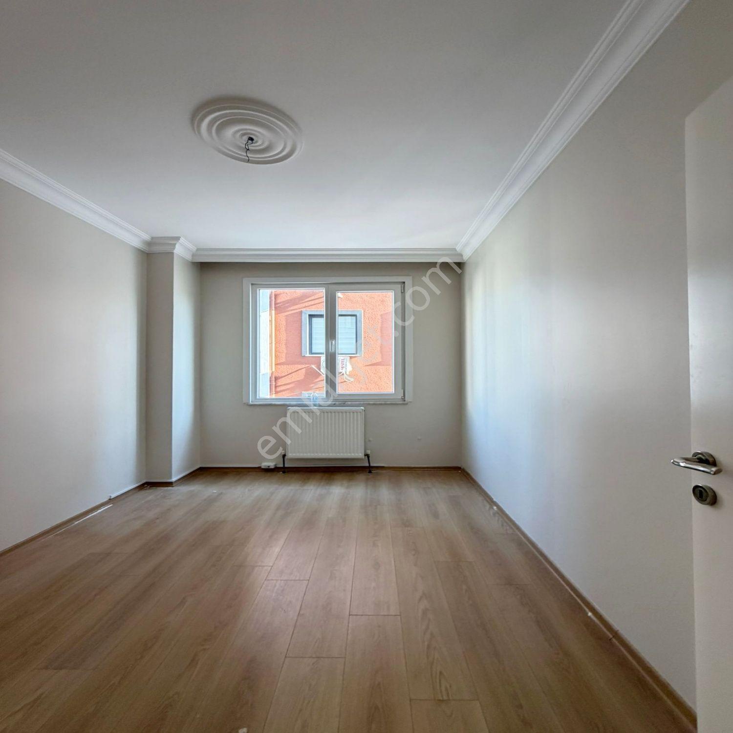 Beylikdüzü Kavaklı'da Merkezi Konum Ferah Satılık 2+1 Daire - Görsel 15