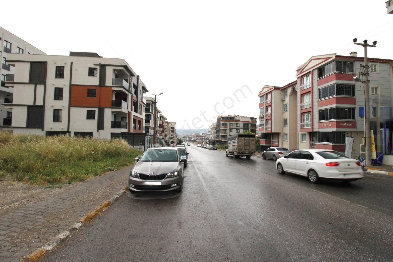 1.sakarya Ertuğrulgazi Caddesi Üzeri Eşyalı Kiralık Lüks 1+1 - Görsel 13