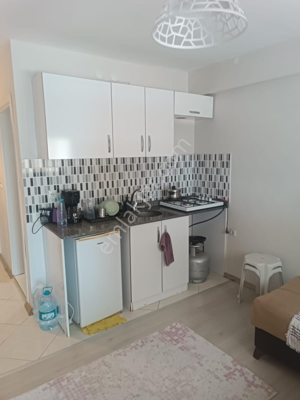 Newcıty Emlaktan Full Eşyalı Balkonlu 1+1 Ara Kat Daire - Görsel 17