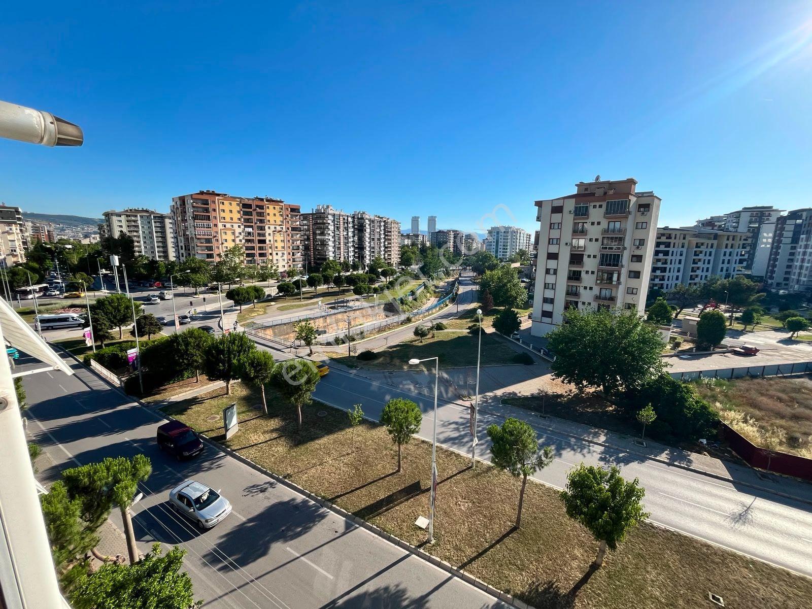 Fırst Key'den Osmangazi Merkezi Konumda Site İçerisinde Ferah 2+1 Daire - Görsel 4