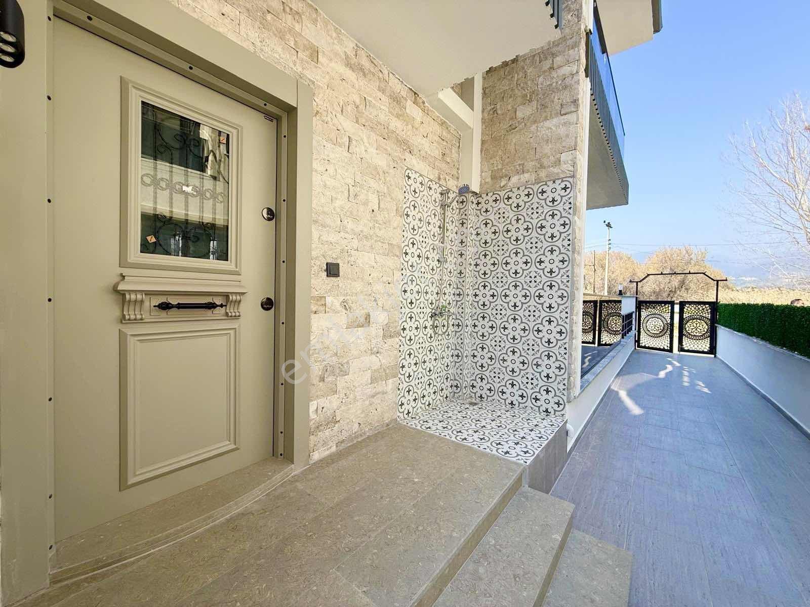 Parladan Gürede Denize 100 Metre Bahçeli Müstakil 3+1 Villa - Görsel 7
