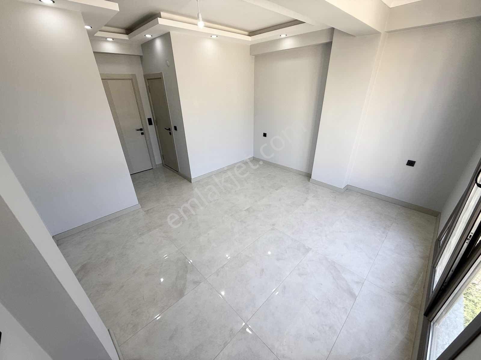Parladan Gürede Denize 100 Metre Bahçeli Müstakil 3+1 Villa - Görsel 20