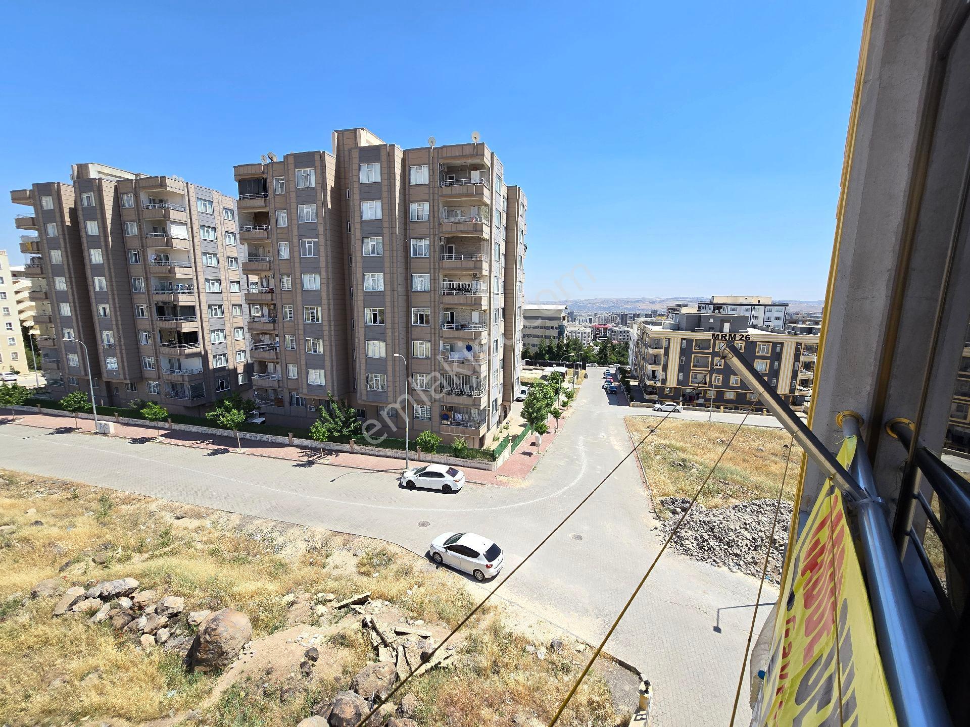 Cadde Seyran'dan Satılık 2+1 125m2 Cephe Açık İskanlı Sonkat - Görsel 11