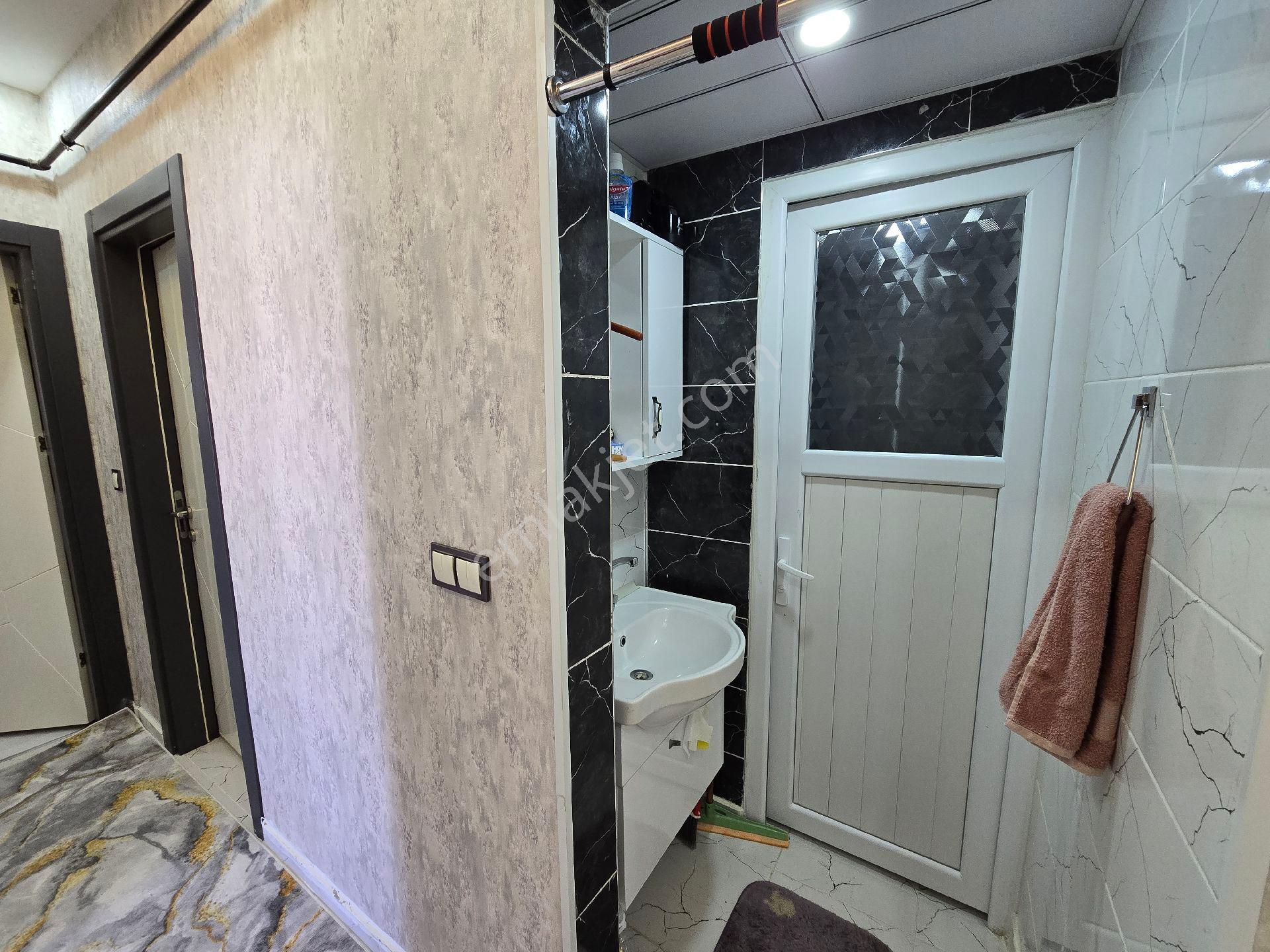 Cadde Seyran'dan Satılık 2+1 125m2 Cephe Açık İskanlı Sonkat - Görsel 12
