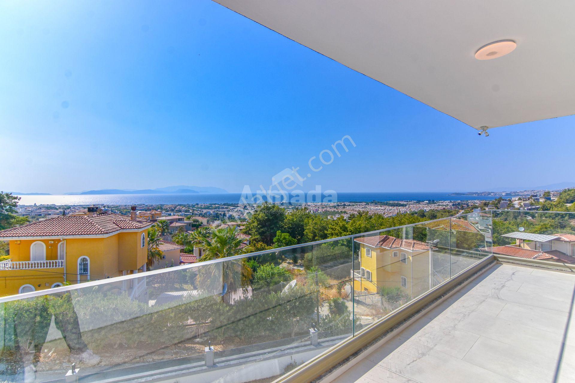Kuşadası Soğucak’ta Panaromik Deniz Manzaralı Lüks Villa - Görsel 16