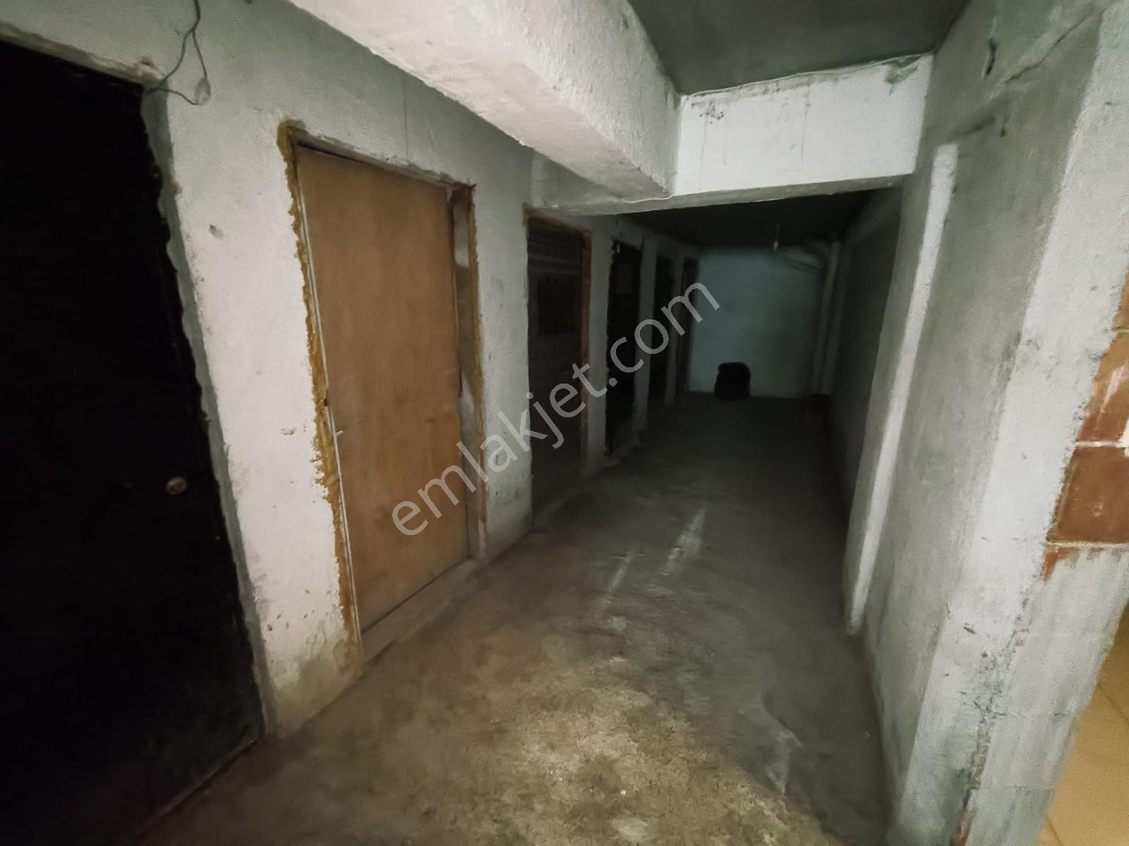 Eminevim-fuzulev-uygun Tuzluçayır Mah. 3+1 Satılık Daire 1.katta - Görsel 12
