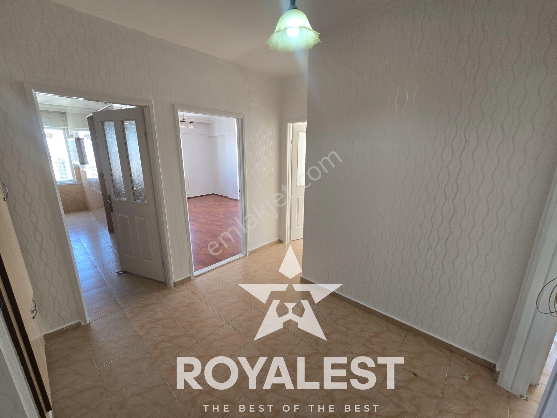 Royalest'ten Tramvay Yanı Ara Kat Site İçi Geniş Ve Bakımlı 2+1 - Görsel 5