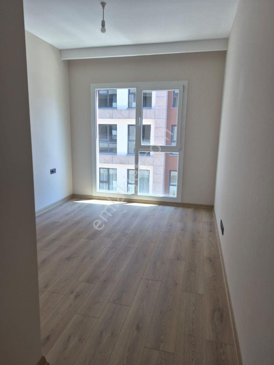 Zeytinburnu Alya Konaklarında Acil Satılık Havuzlu Lüx Daire - Görsel 36