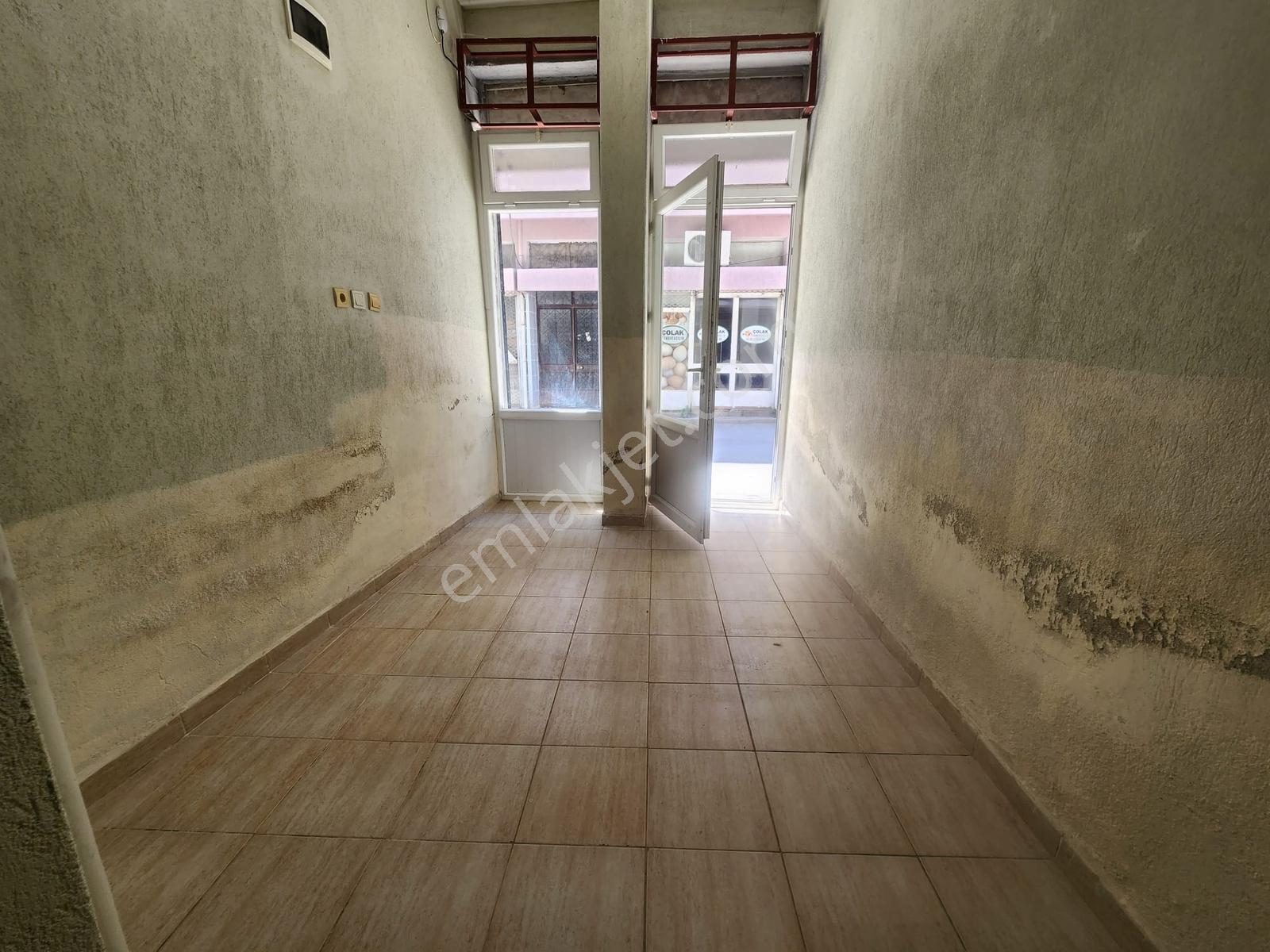 Semiklerde Kiralık Dükkan - Görsel 12