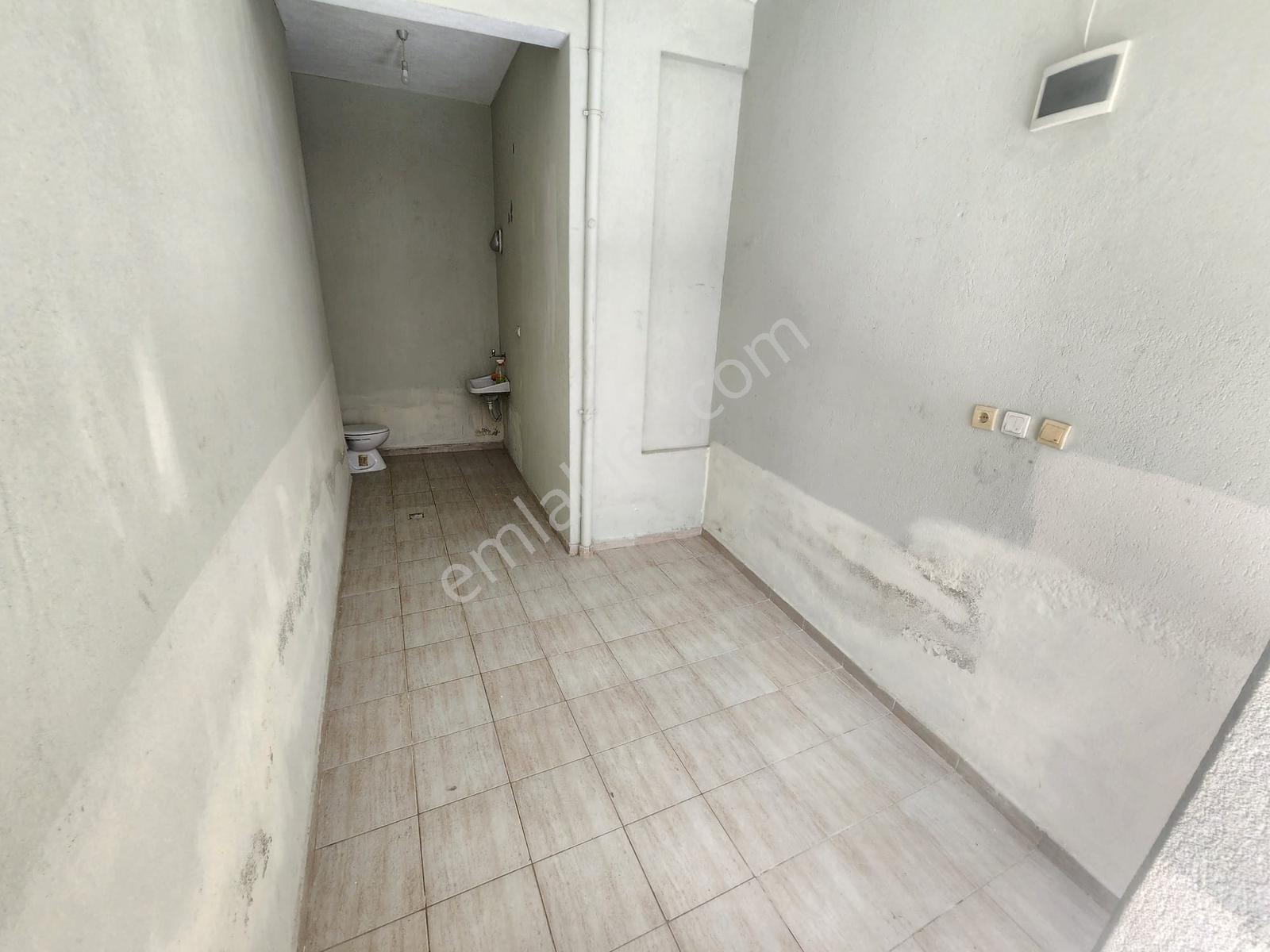 Semiklerde Kiralık Dükkan - Görsel 7