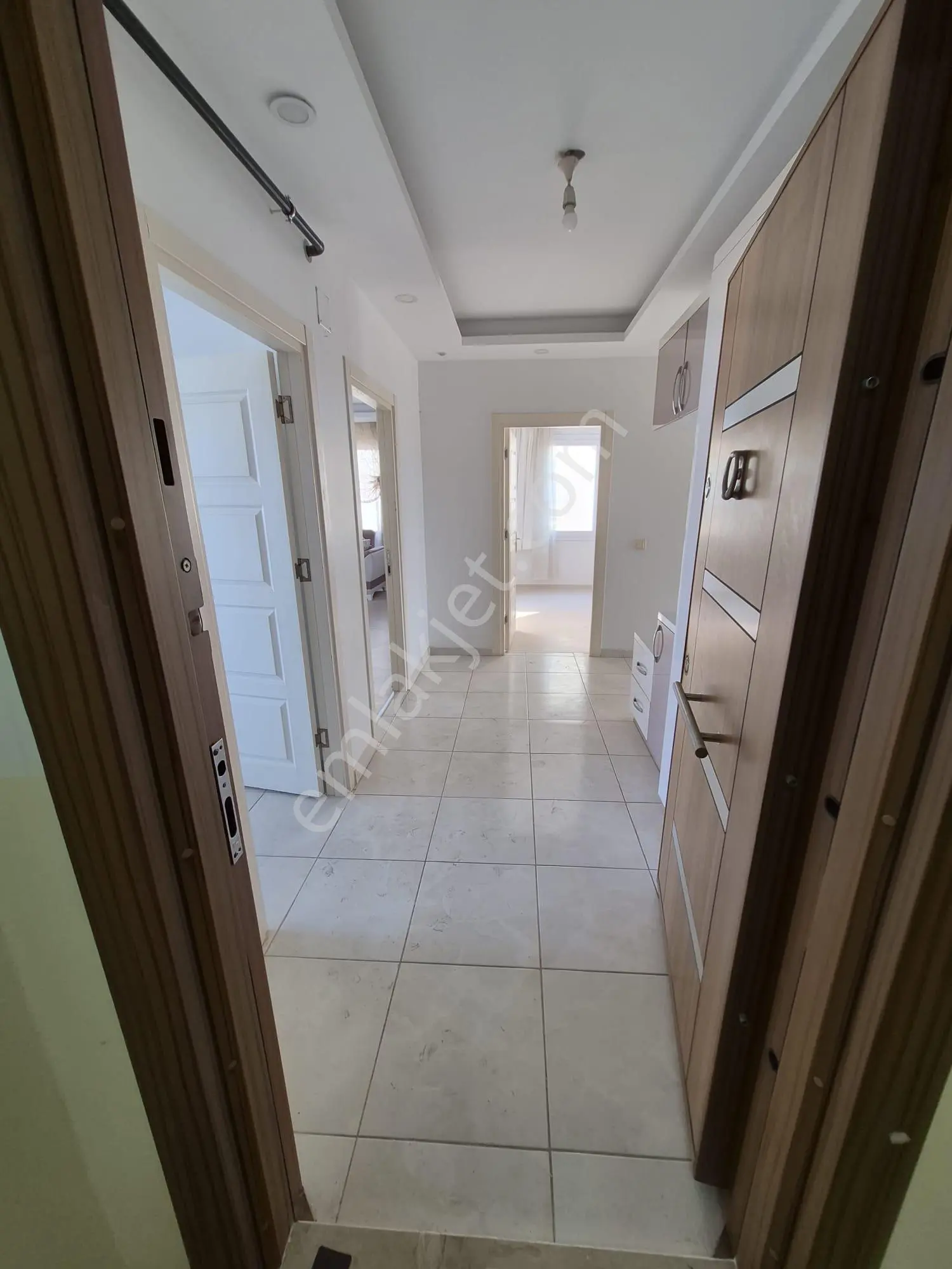 Denize Sıfır 3+1 Ful Bakımlı Temiz Kiralık - Görsel 2